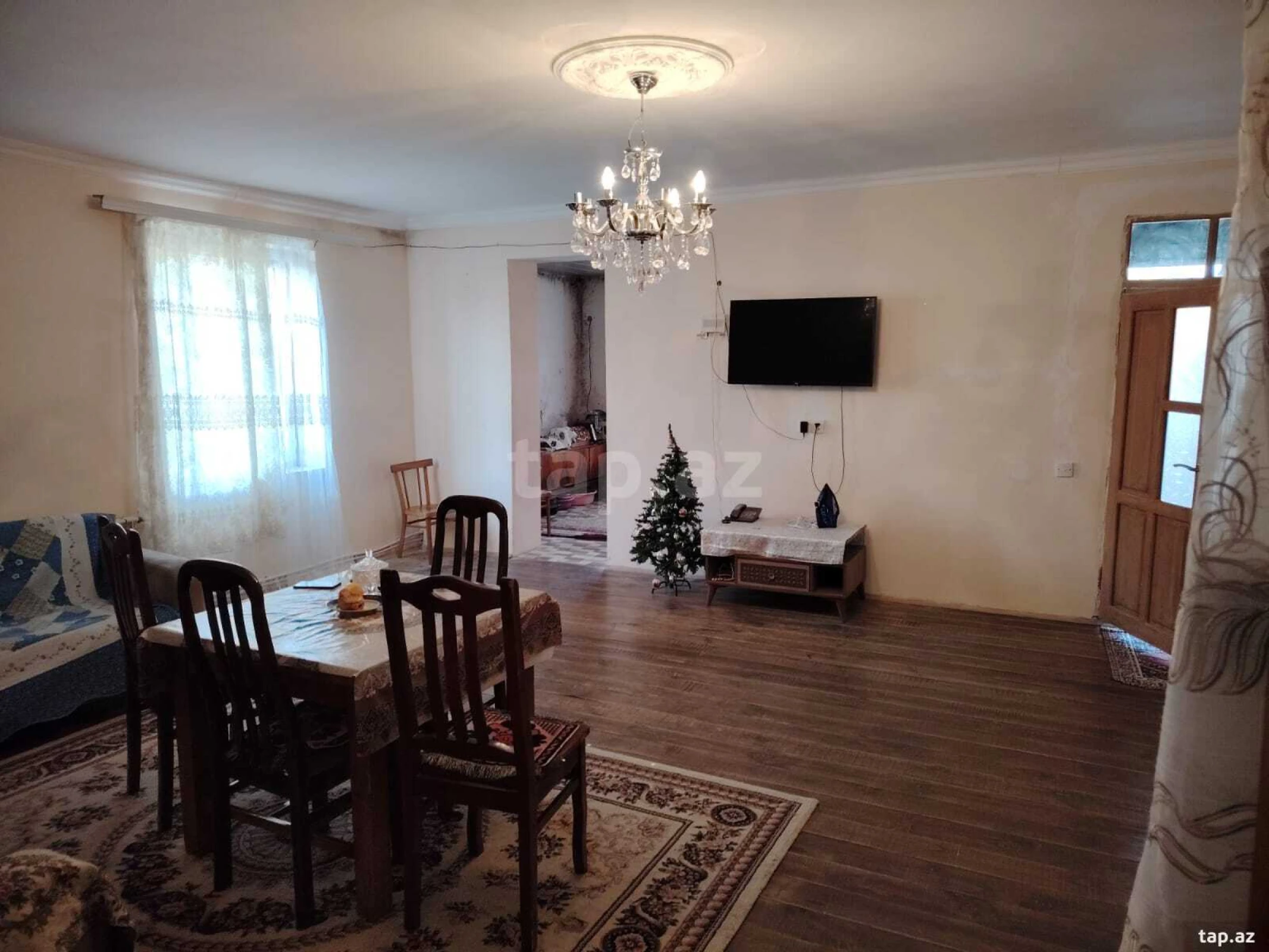 Satılır 4 otaqlı həyət evi