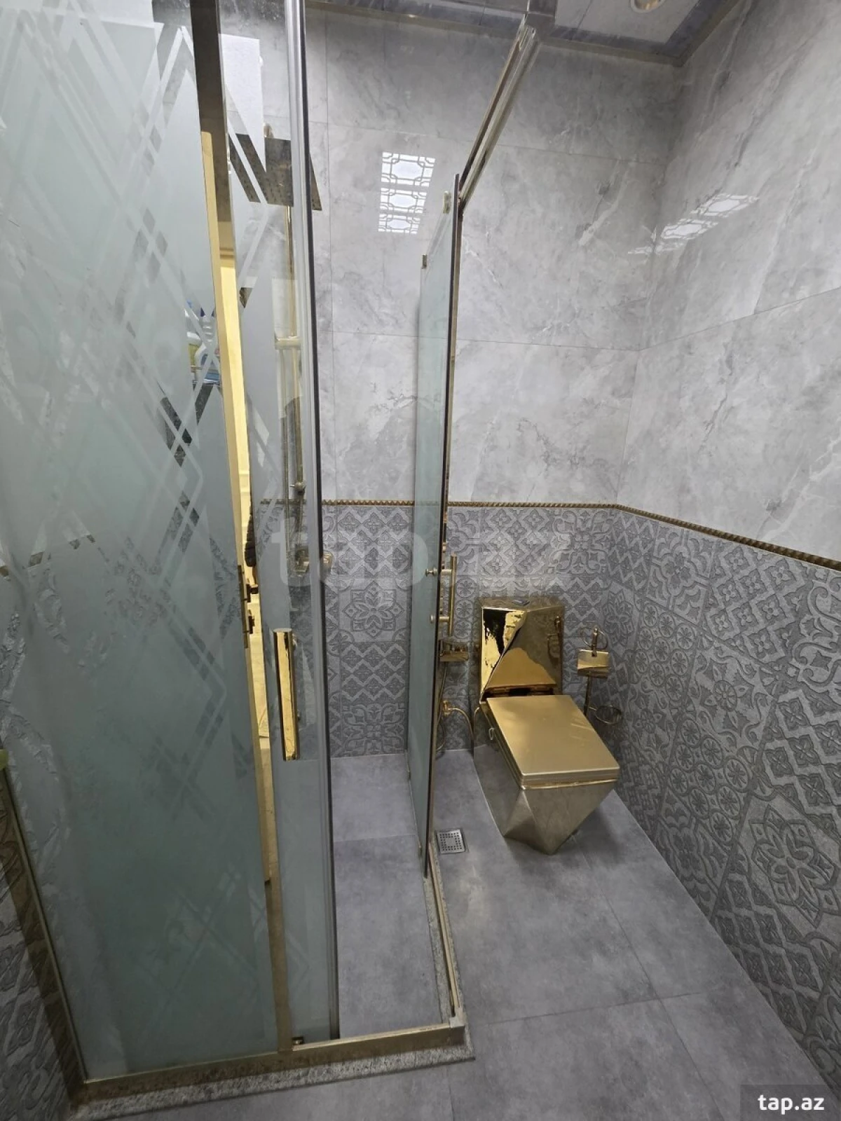 Satılır 2 otaqlı yeni tikili 89 m²