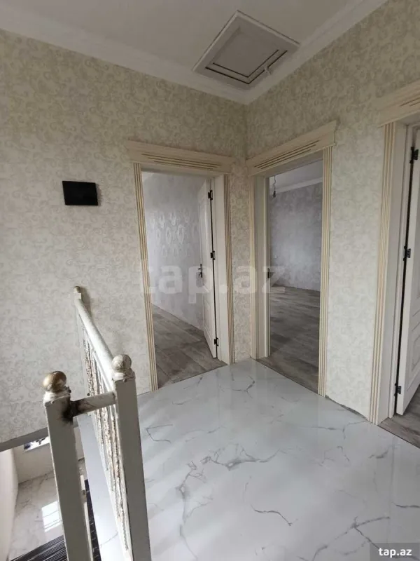 Satılır 4 otaqlı həyət evi
