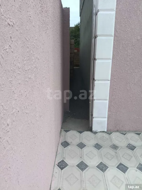 Satılır 4 otaqlı həyət evi