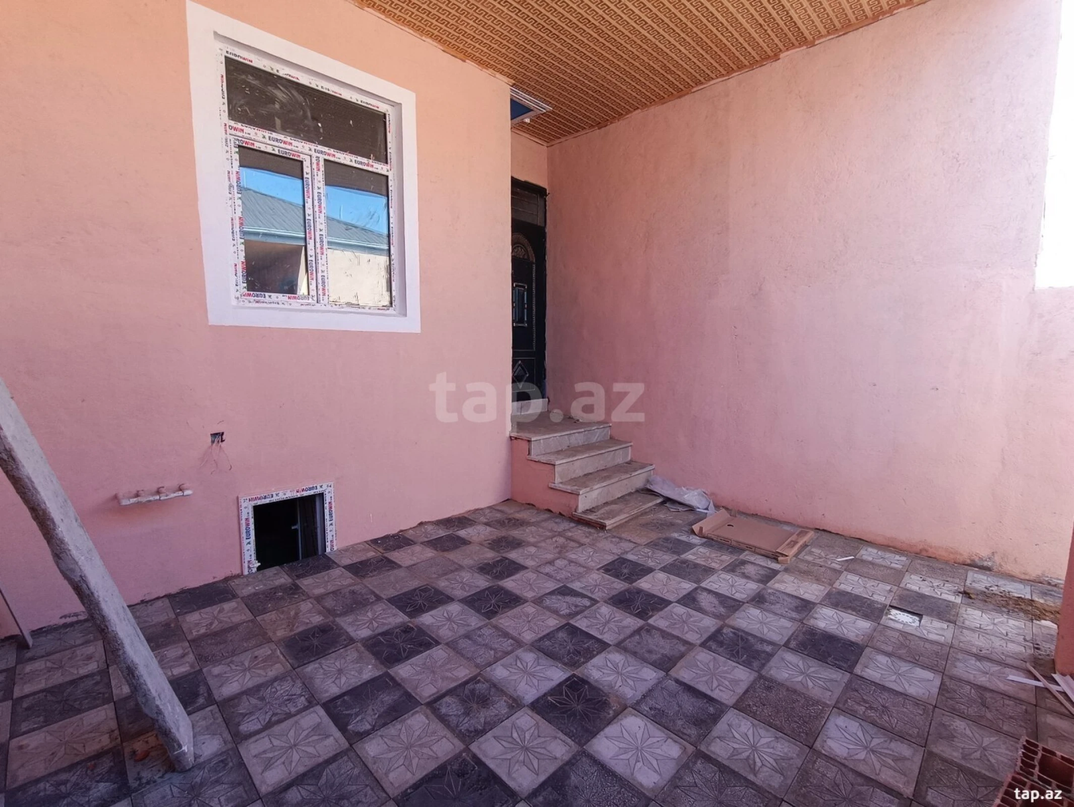 Satılır 3 otaqlı həyət evi