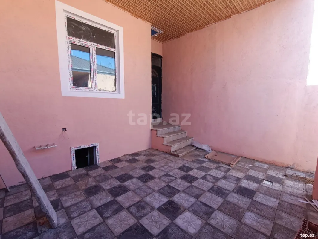Satılır 3 otaqlı həyət evi