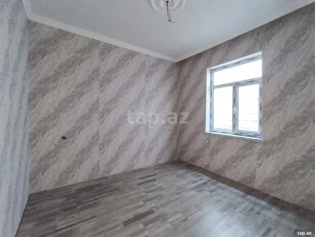 Satılır 3 otaqlı həyət evi