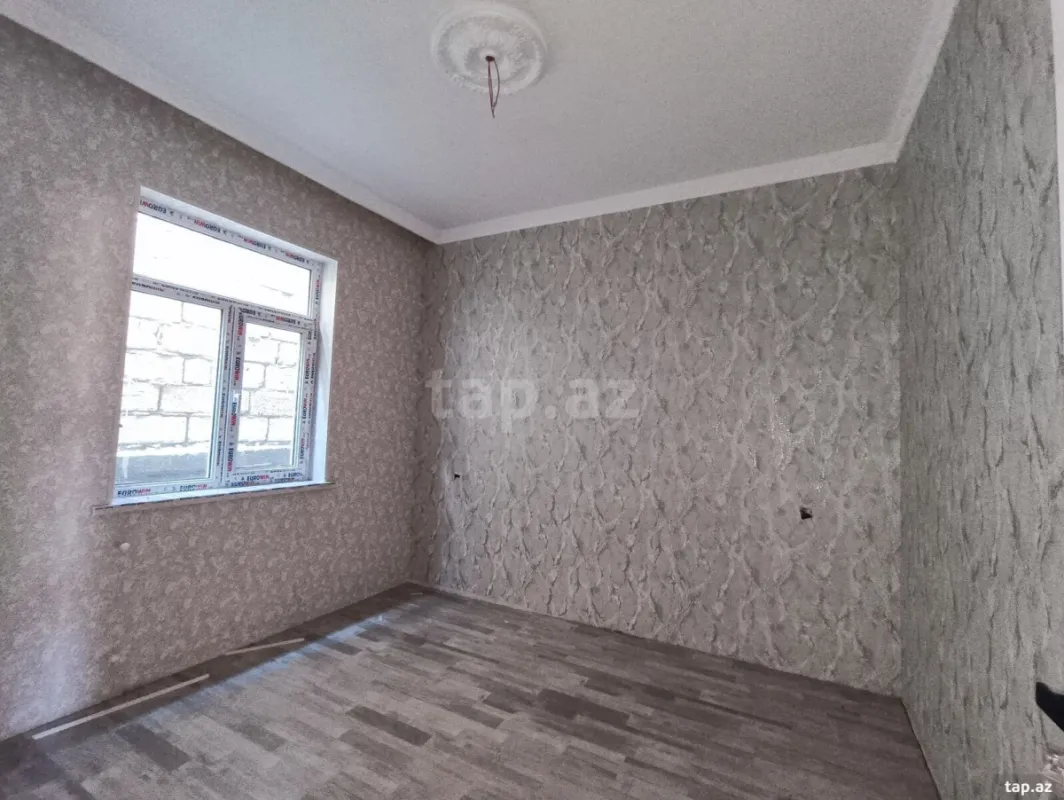 Satılır 3 otaqlı həyət evi