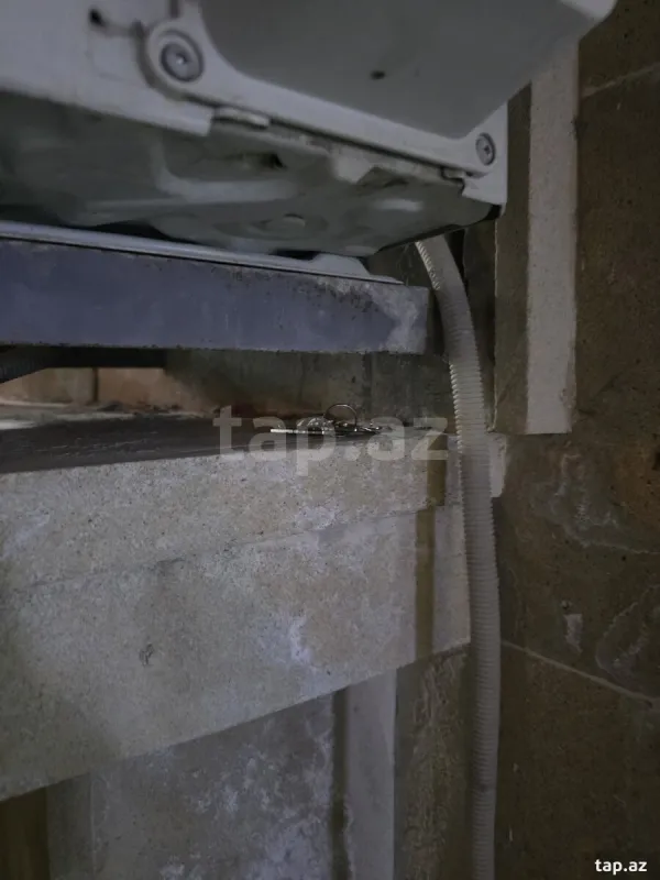 Satılır 3 otaqlı yeni tikili 107 m²