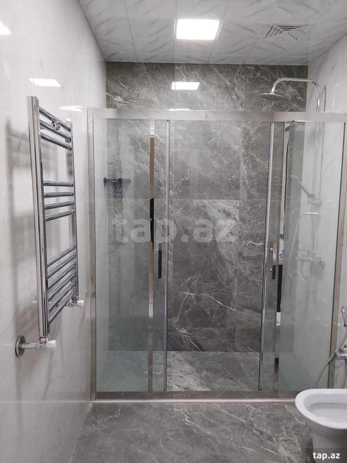 Kirayə verilir 2 otaqlı yeni tikili 85 m²