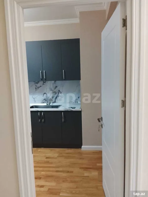 Kirayə verilir 2 otaqlı yeni tikili 85 m²
