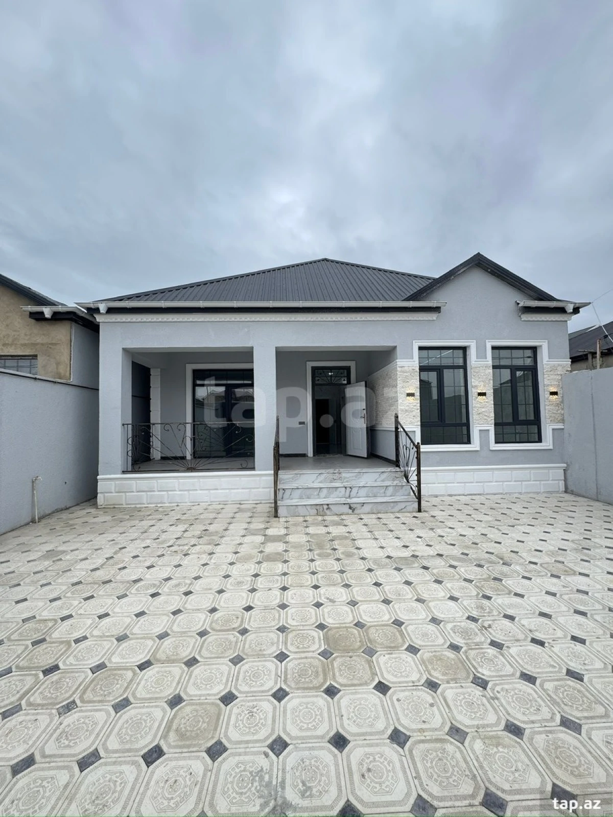 Satılır 3 otaqlı həyət evi