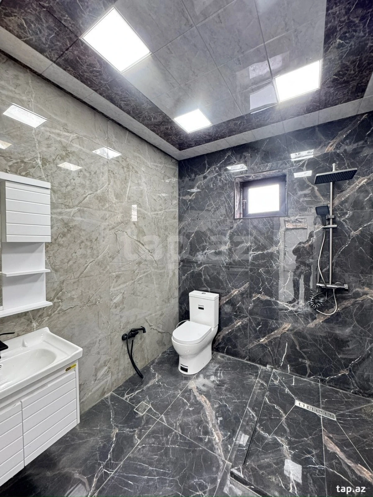 Satılır 3 otaqlı həyət evi