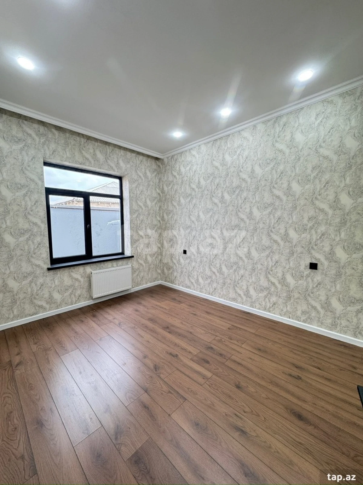 Satılır 3 otaqlı həyət evi