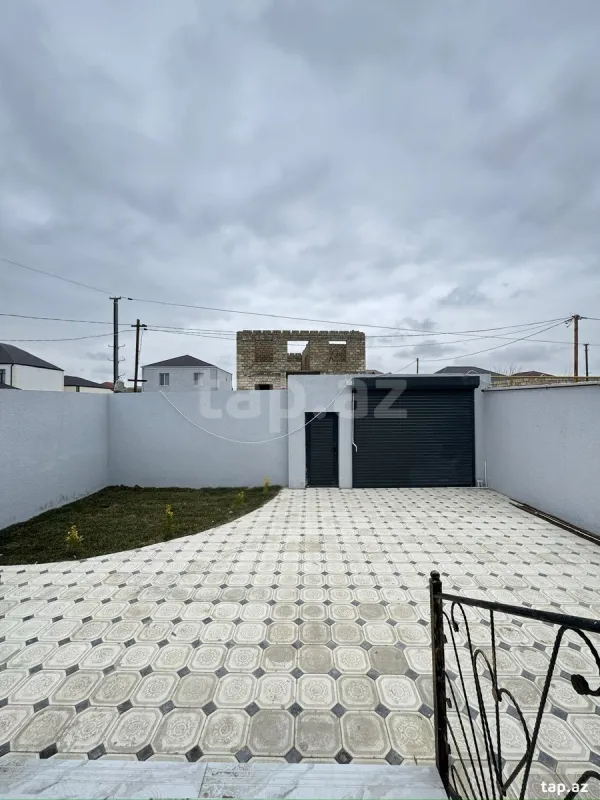 Satılır 3 otaqlı həyət evi