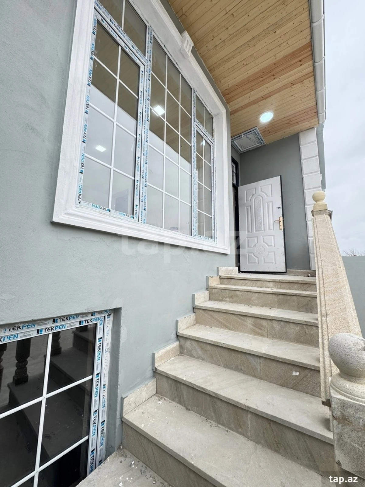 Satılır 4 otaqlı həyət evi