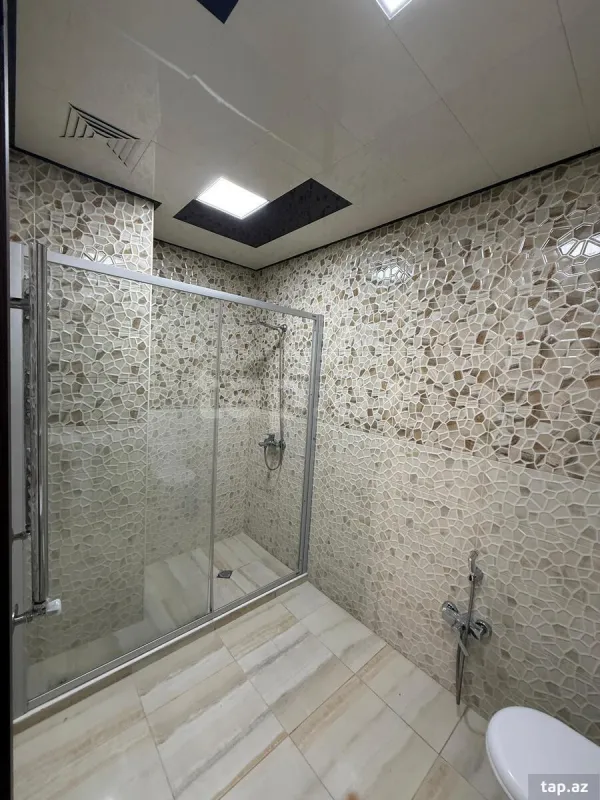 Kirayə verilir 2 otaqlı yeni tikili 58 m²