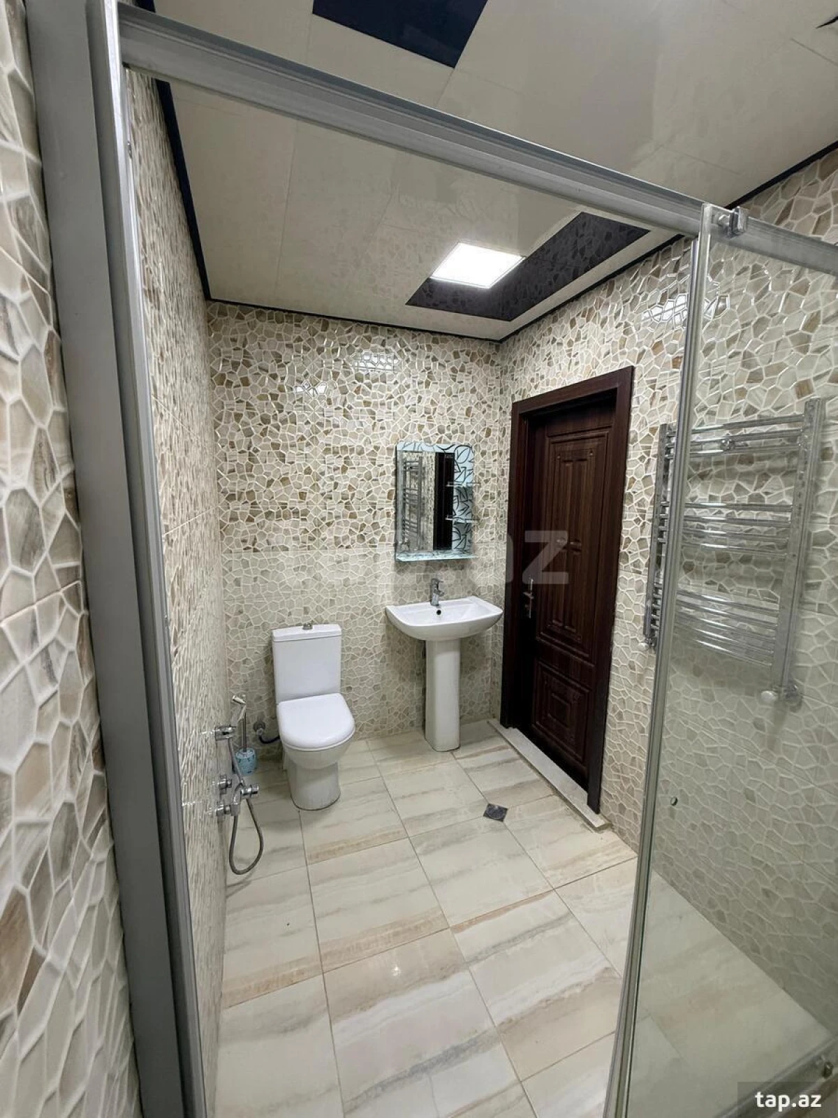 Kirayə verilir 2 otaqlı yeni tikili 58 m²