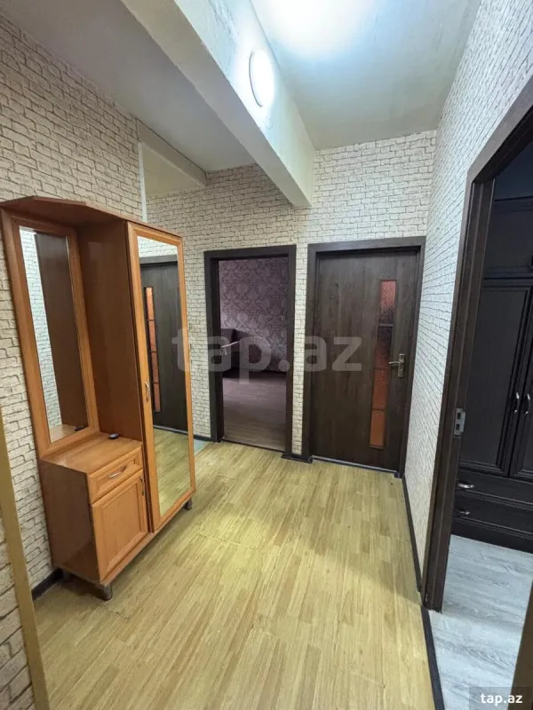 Kirayə verilir 3 otaqlı mənzil 100 m²