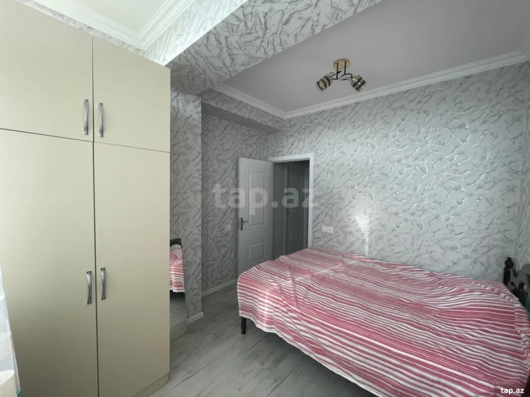 Kirayə verilir 2 otaqlı yeni tikili 60 m²