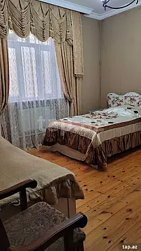 Satılır 7 otaqlı həyət evi