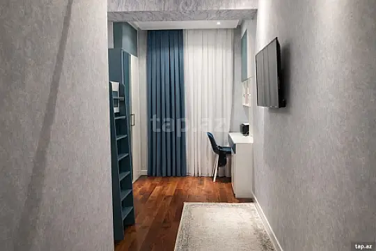 Satılır 3 otaqlı yeni tikili 125 m²