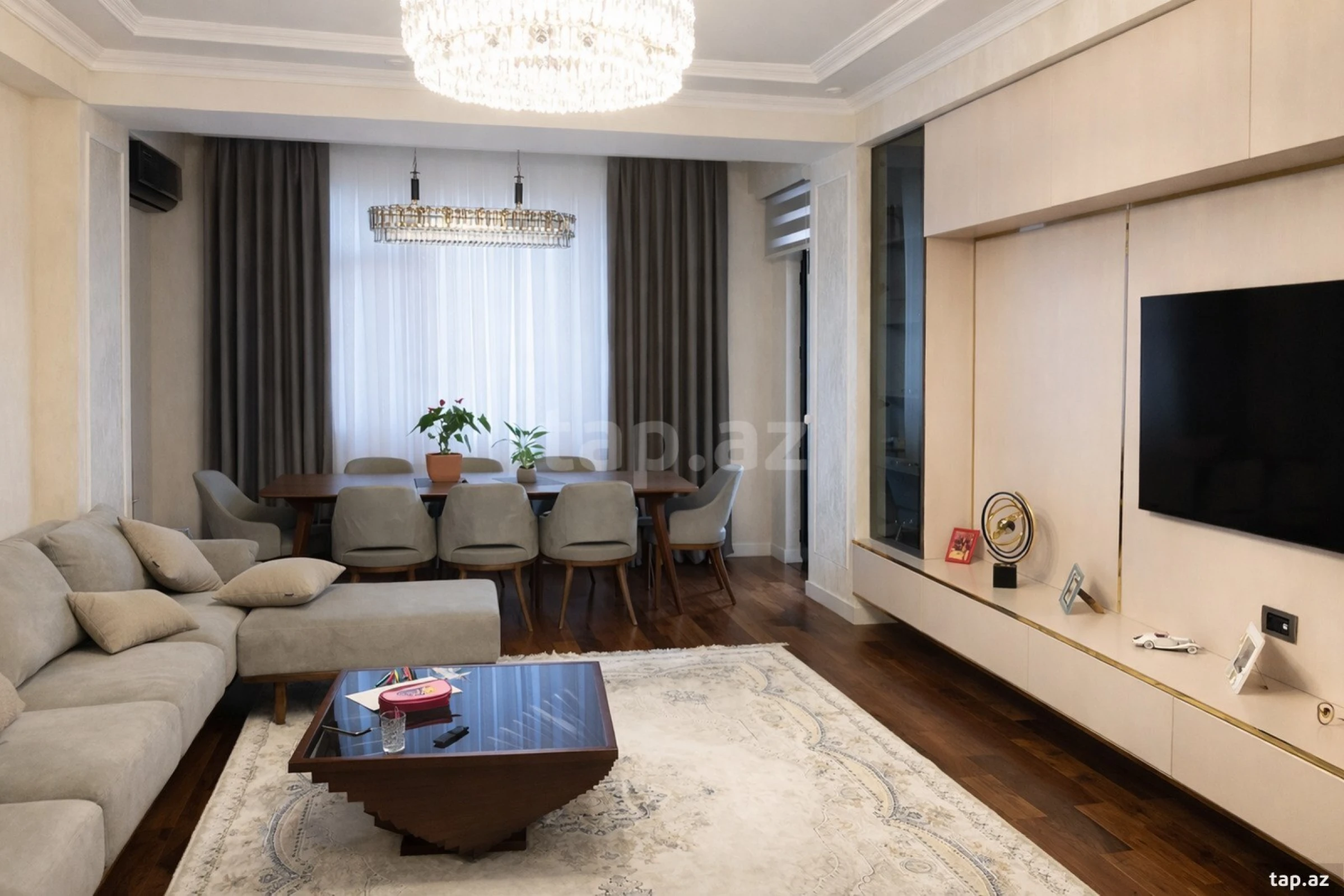 Satılır 3 otaqlı yeni tikili 125 m²