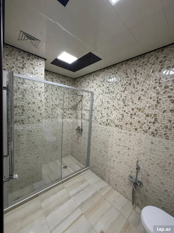 Kirayə verilir 2 otaqlı yeni tikili 55 m²