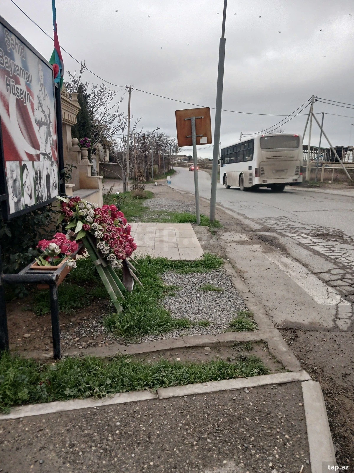 Satılır 3 otaqlı həyət evi