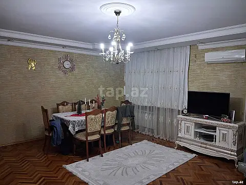Satılır 4 otaqlı mənzil 102 m²