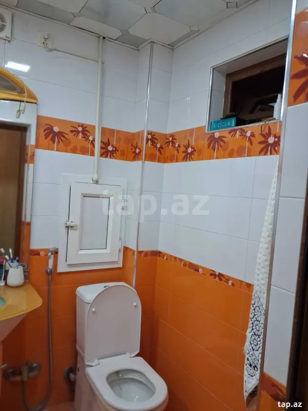 Satılır 4 otaqlı mənzil 102 m²