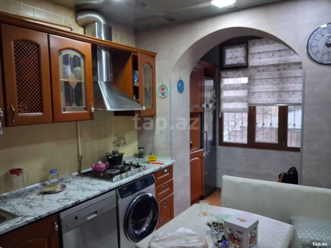 Satılır 4 otaqlı mənzil 102 m²