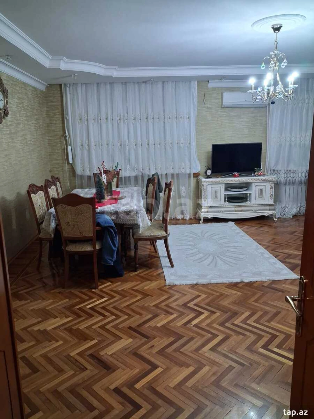 Satılır 4 otaqlı mənzil 102 m²