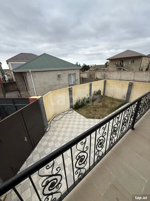 Satılır 3 otaqlı həyət evi