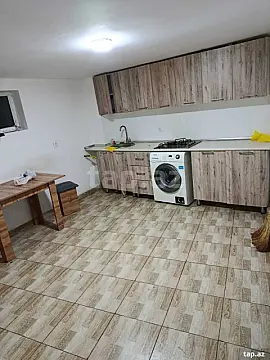 Kirayə verilir 1 otaqlı həyət evi — Bakı 1 otaq