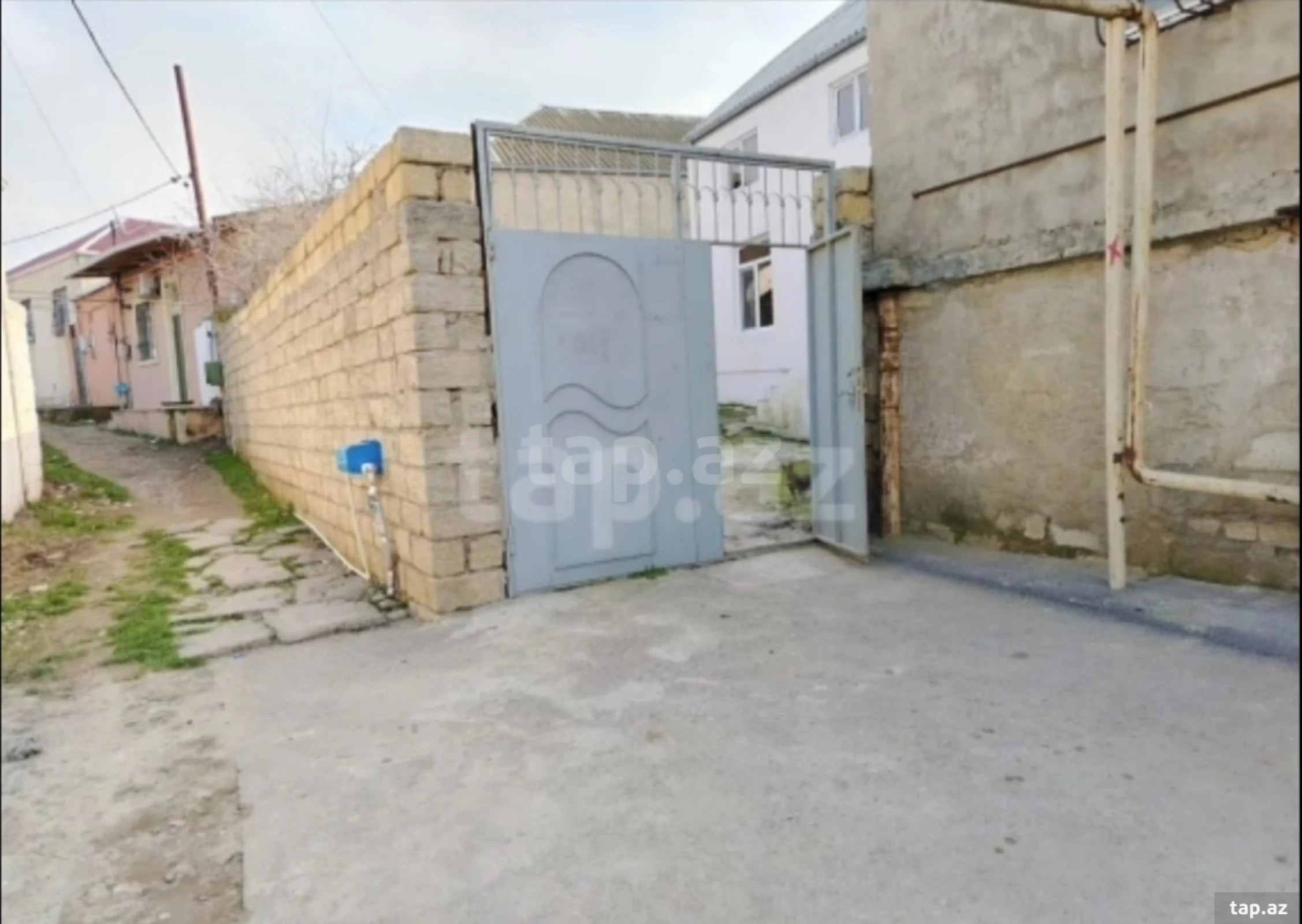 Satılır 5 otaqlı həyət evi