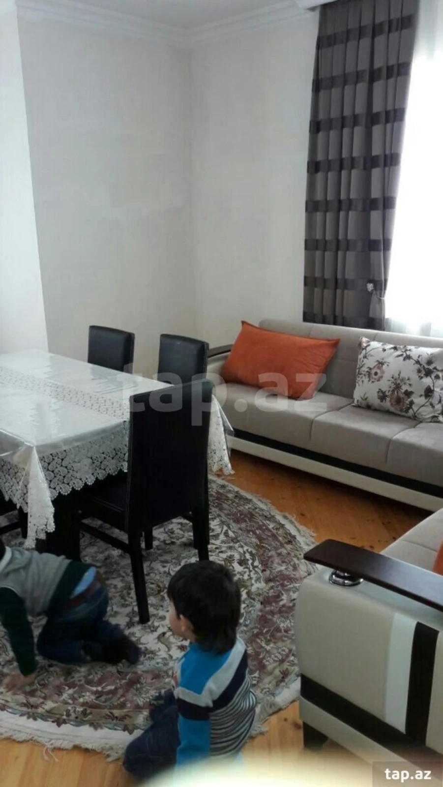 Satılır 7 otaqlı həyət evi 330 m²