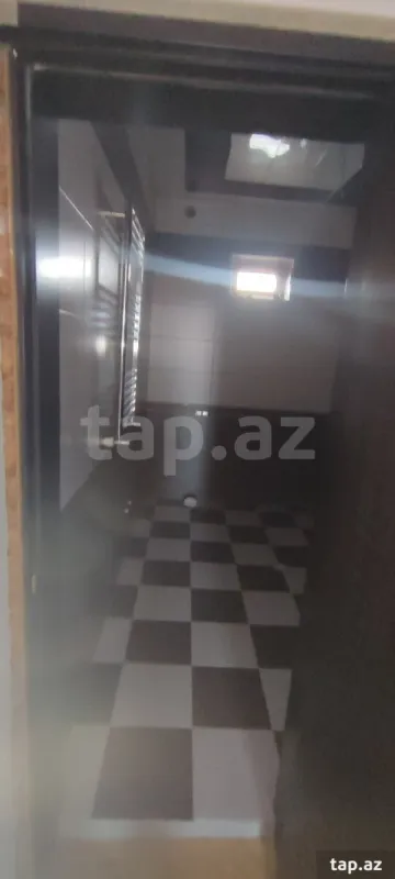 Satılır 7 otaqlı həyət evi 330 m²