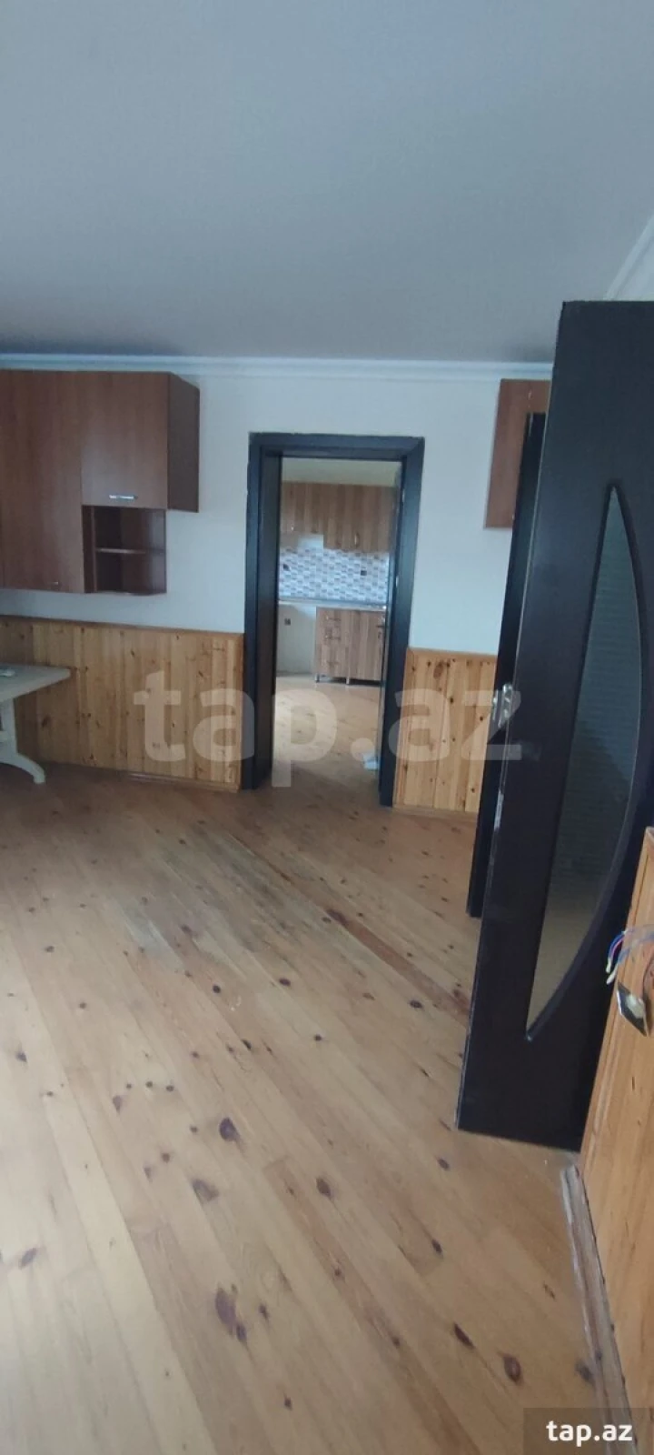 Satılır 7 otaqlı həyət evi 330 m²