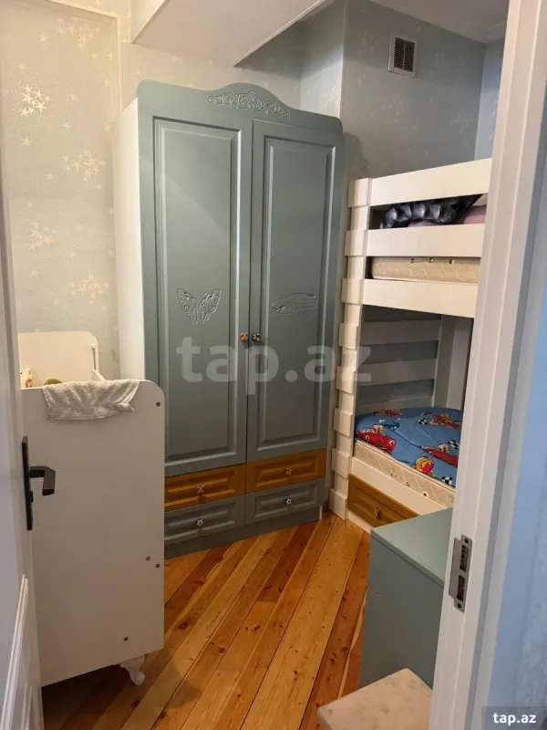 Satılır 3 otaqlı yeni tikili 60 m²