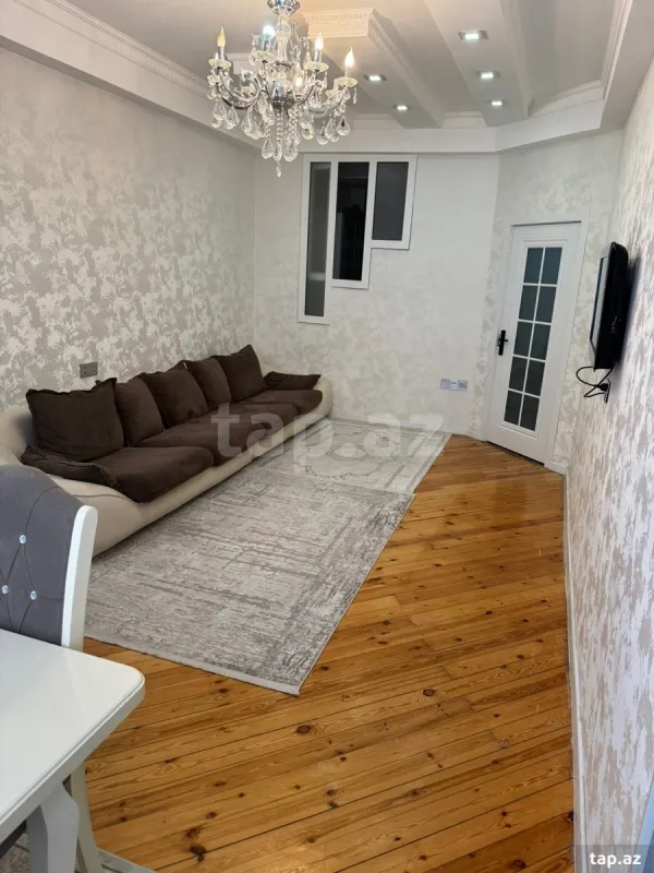 Satılır 3 otaqlı yeni tikili 60 m²