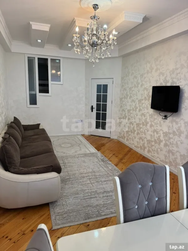 Satılır 3 otaqlı yeni tikili 60 m²