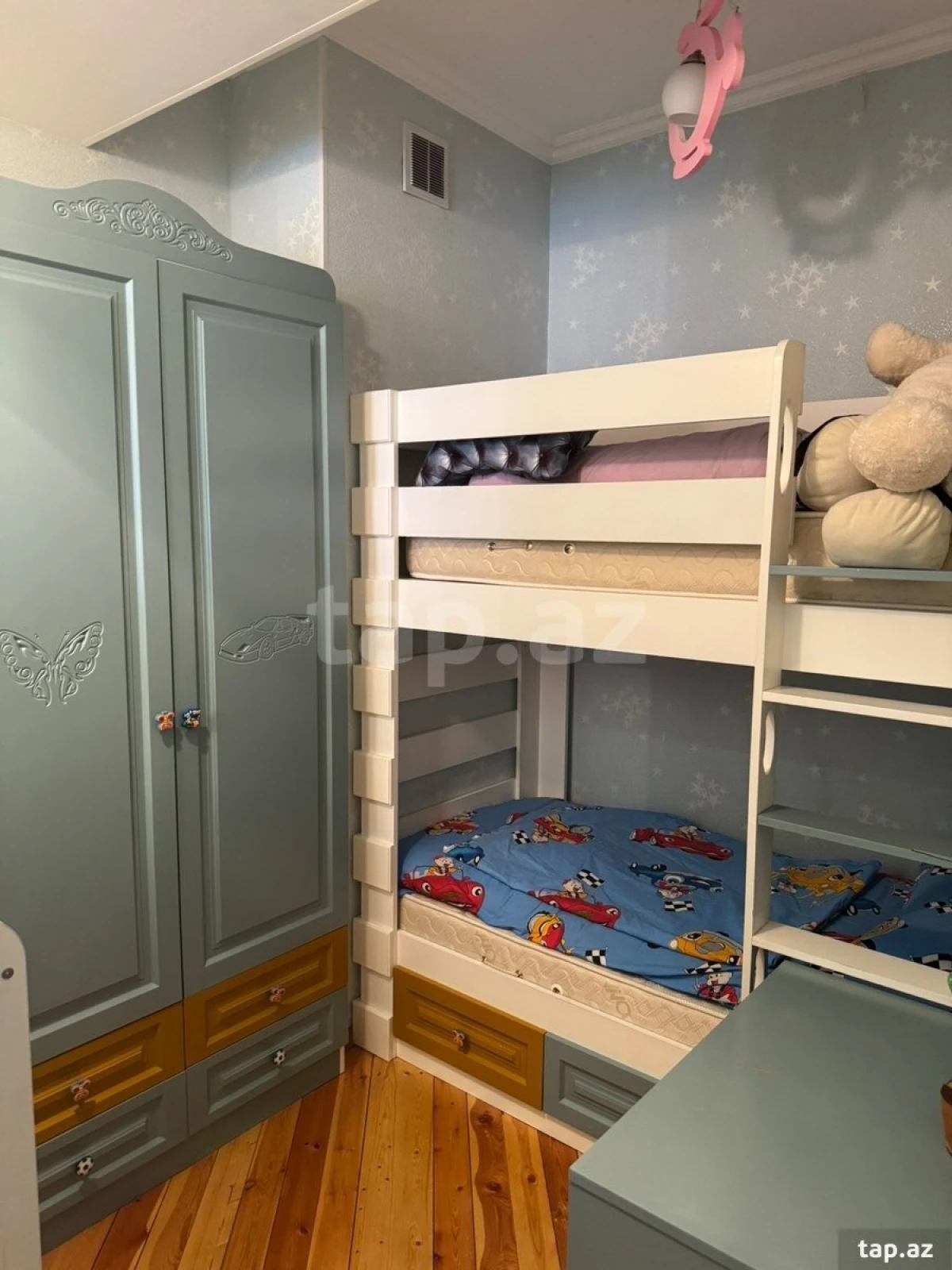 Satılır 3 otaqlı yeni tikili 60 m²