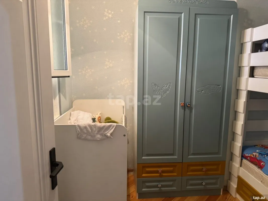 Satılır 3 otaqlı yeni tikili 60 m²