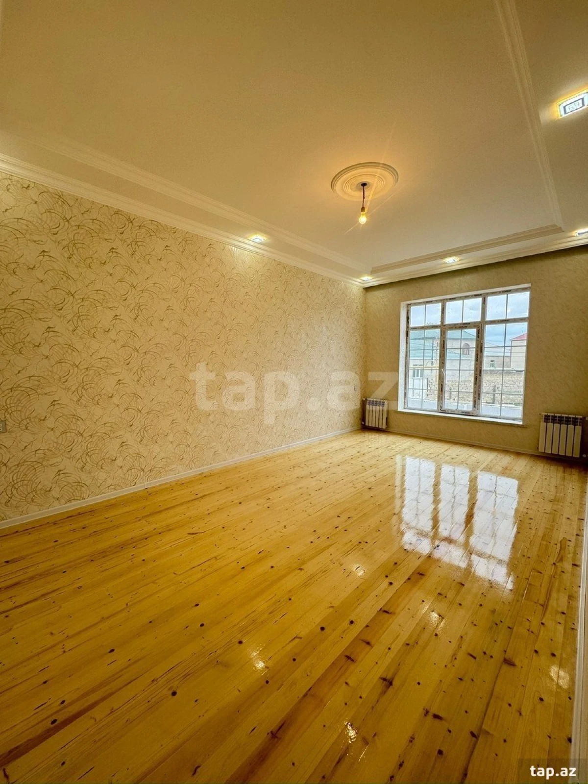 Satılır 3 otaqlı həyət evi