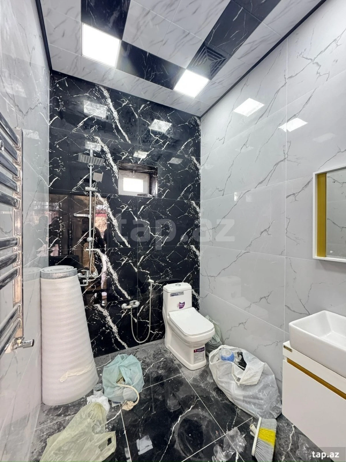 Satılır 3 otaqlı həyət evi