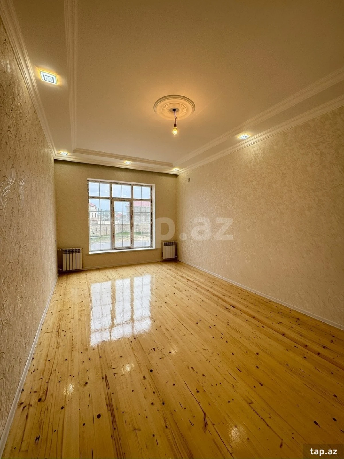 Satılır 3 otaqlı həyət evi