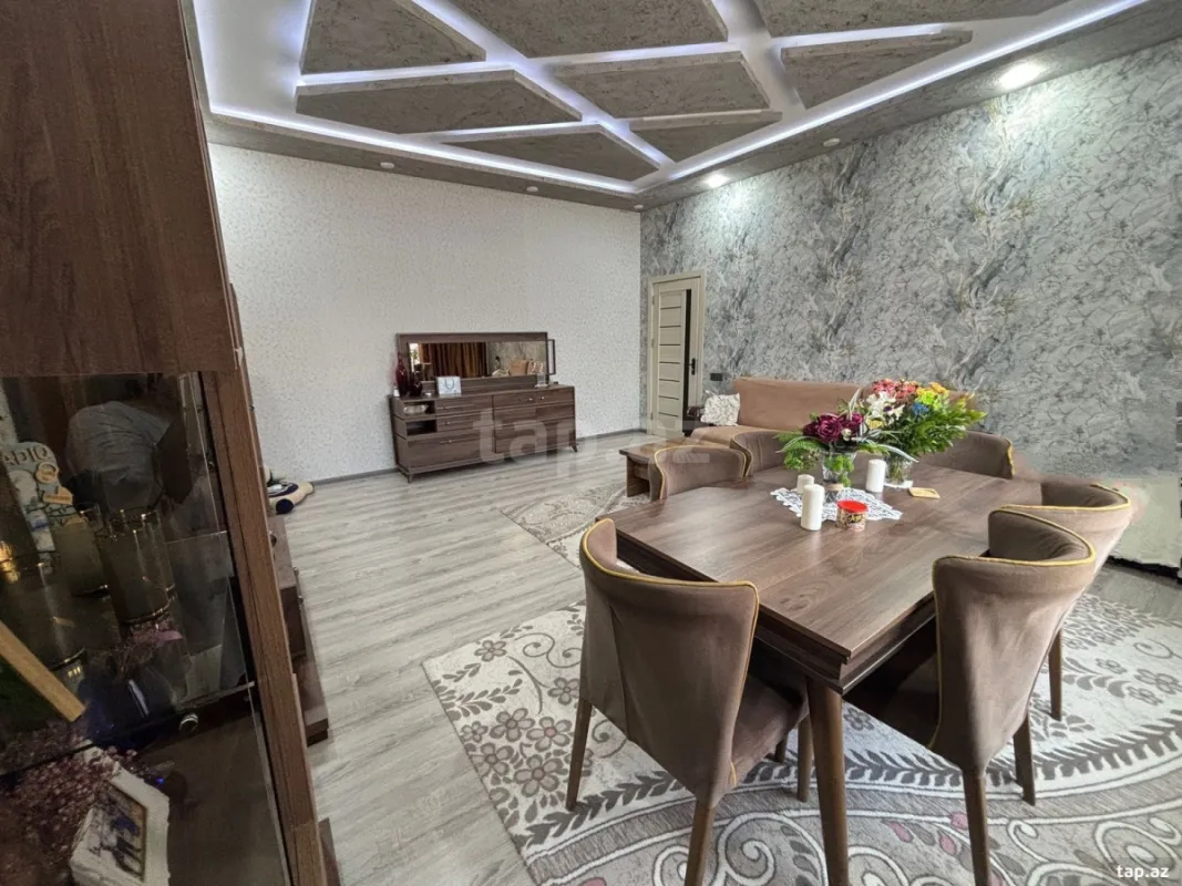 Satılır 4 otaqlı həyət evi