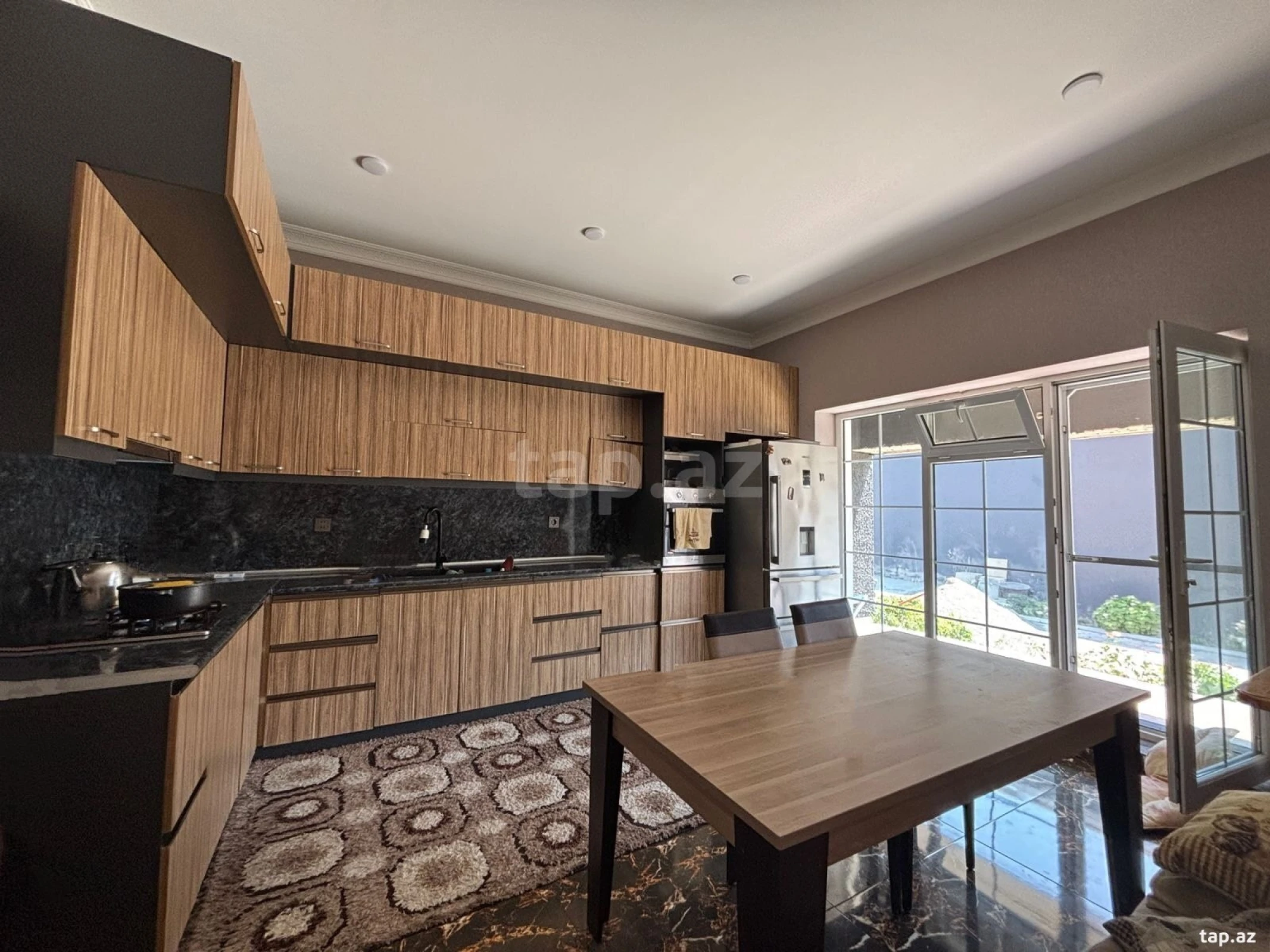 Satılır 4 otaqlı həyət evi