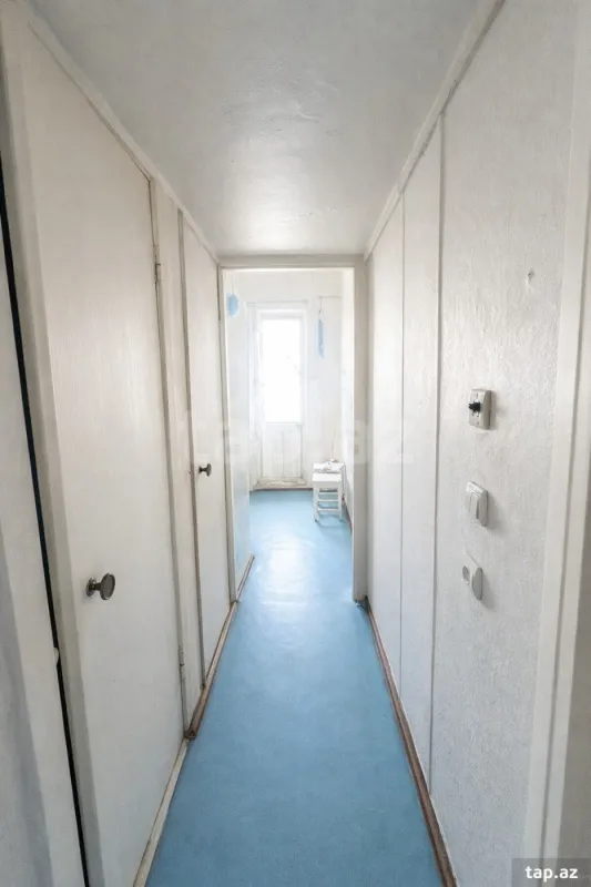 Satılır 4 otaqlı mənzil 100 m²