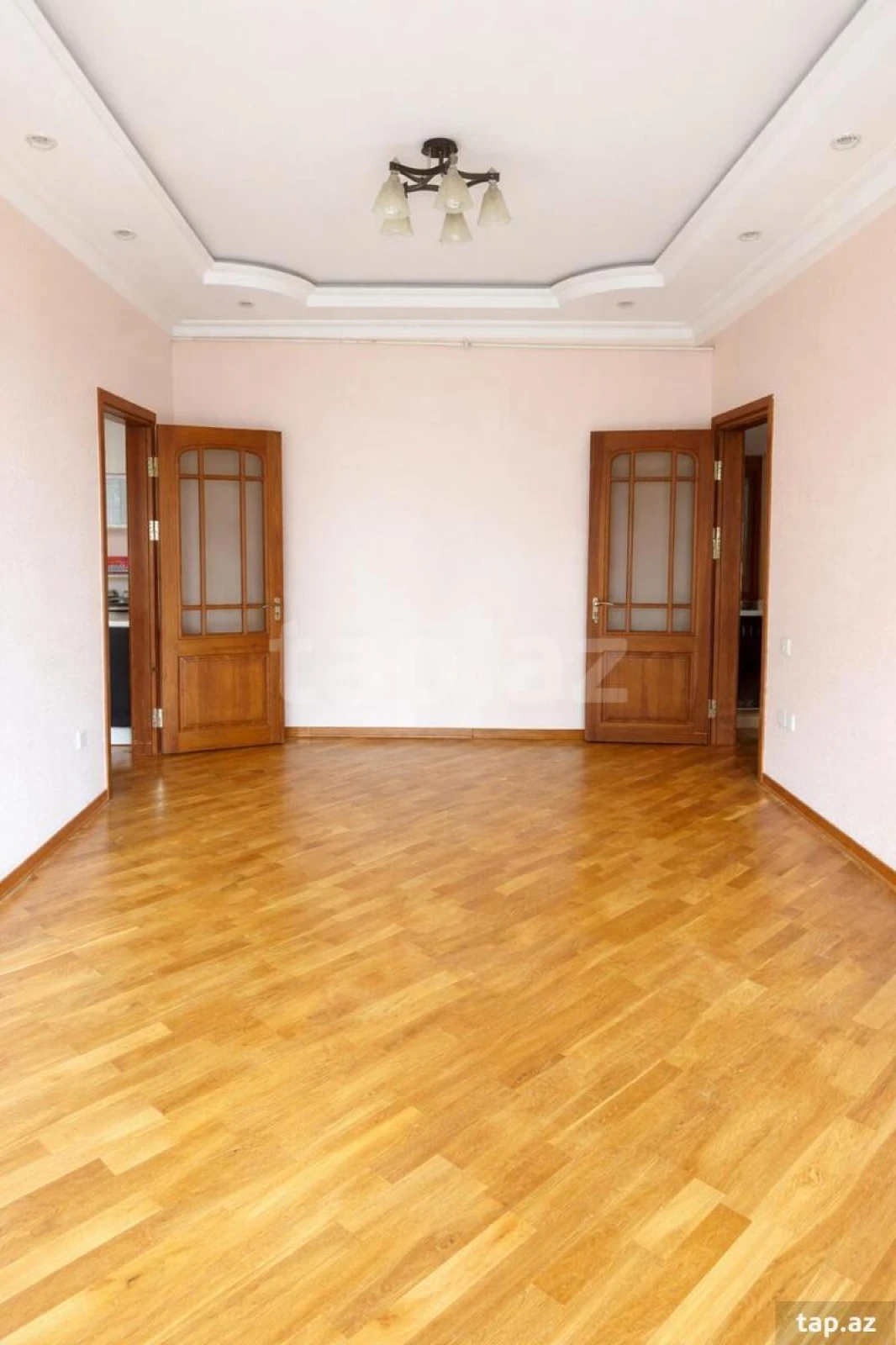 Satılır 2 otaqlı yeni tikili 60 m²