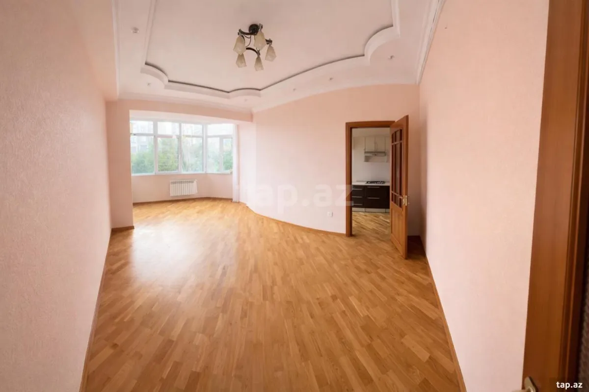 Satılır 2 otaqlı yeni tikili 60 m²