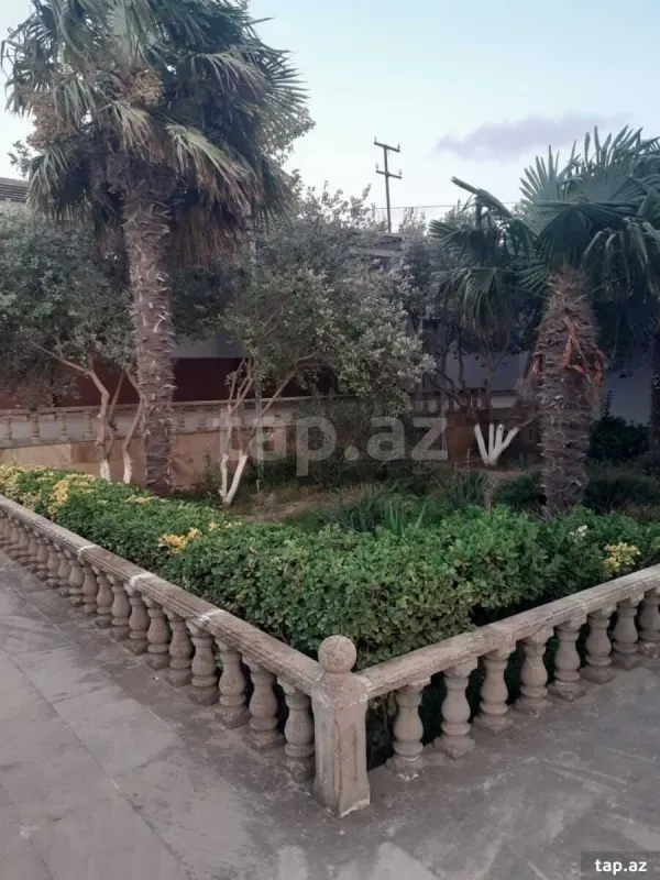 Kirayə verilir 4 otaqlı həyət evi