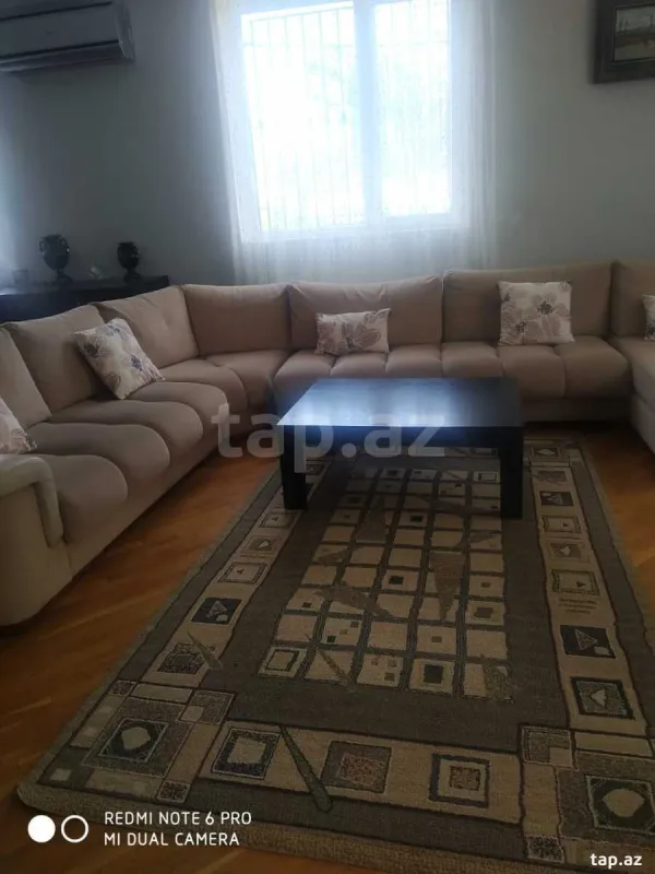 Kirayə verilir 4 otaqlı həyət evi